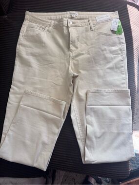 Maurices Cream Slim Straight Ankle Jeans